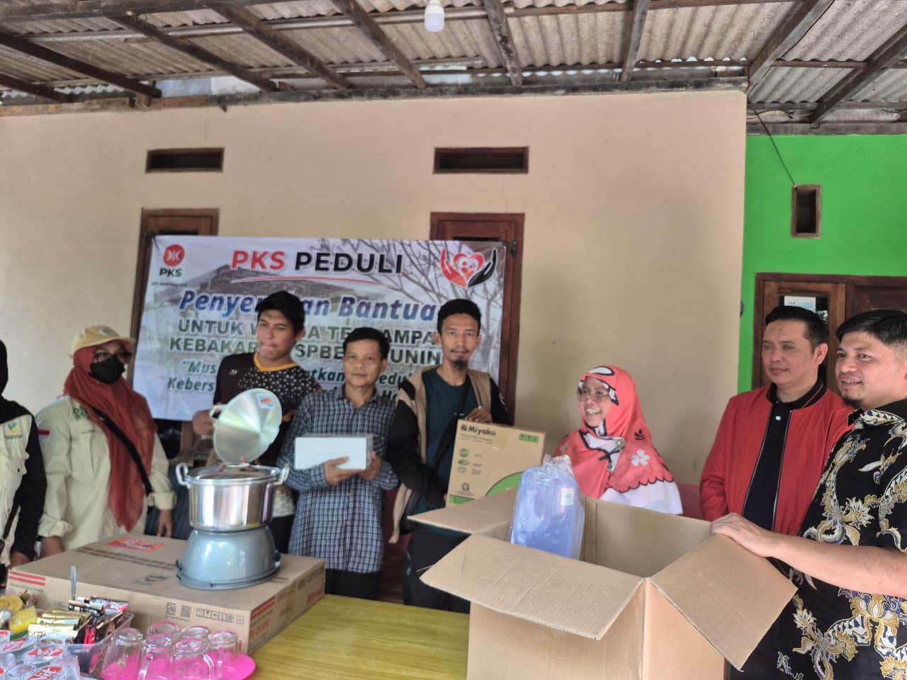 Siti Mukhliso SPBE Cimuning 2 SPBE Cimuning