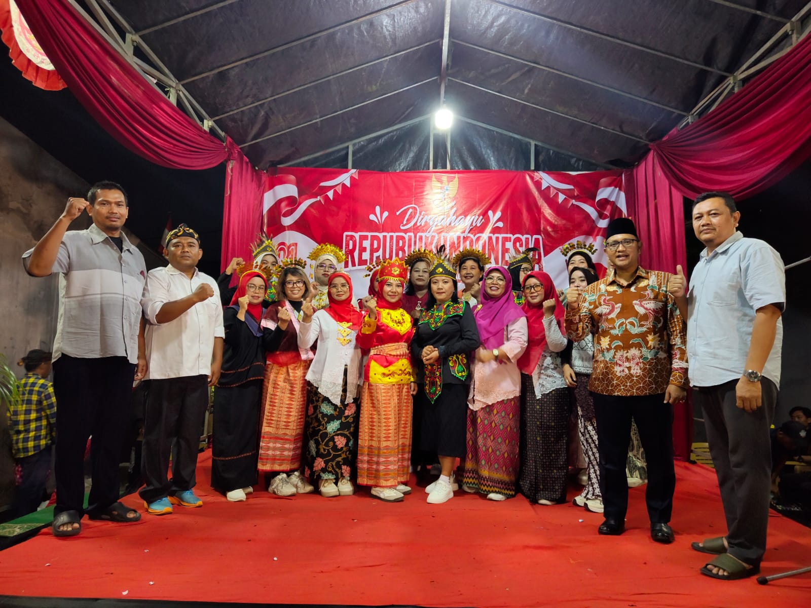 Hut RI